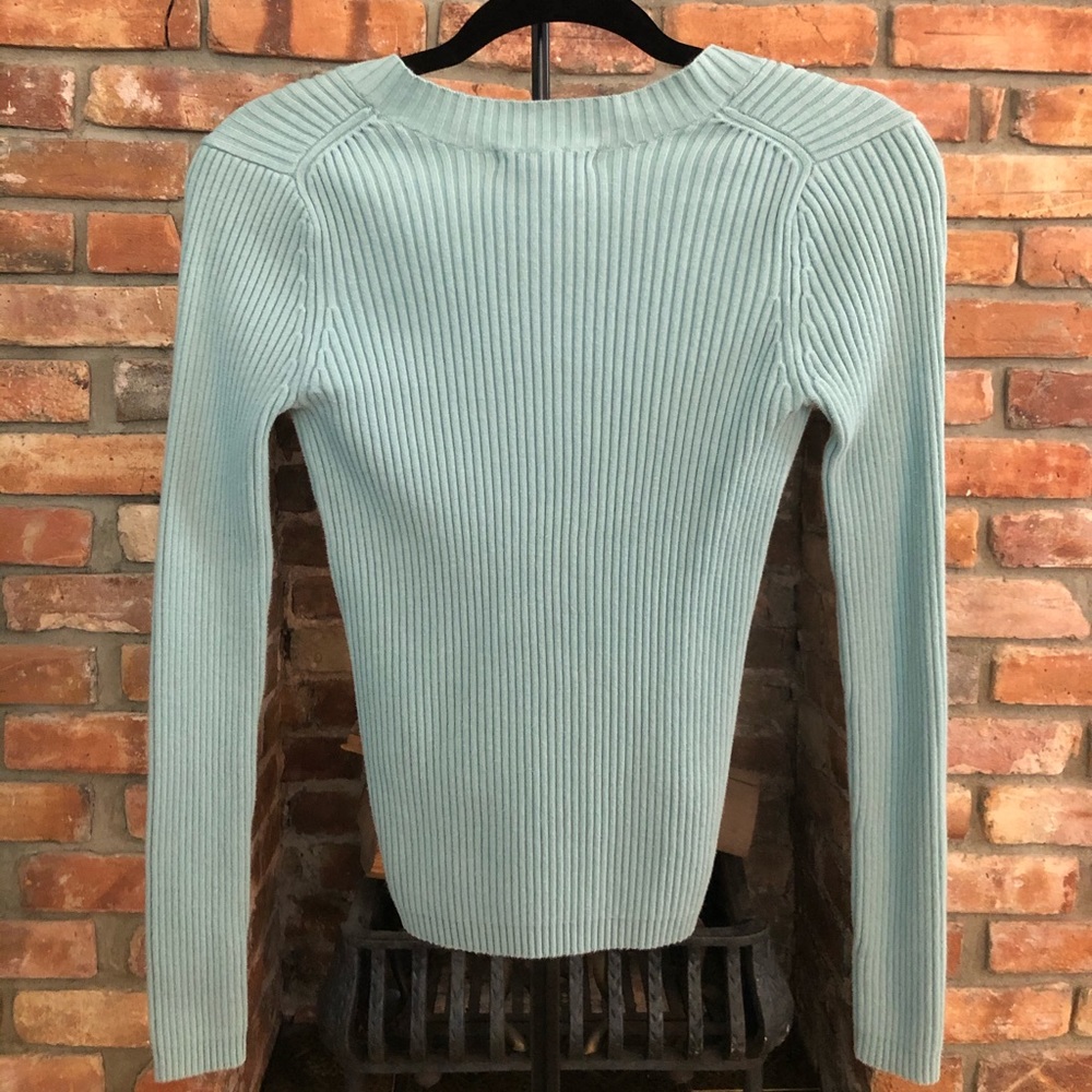 Light Turquoise Sweater 🌸🌼🌺 - Picture 3 of 3